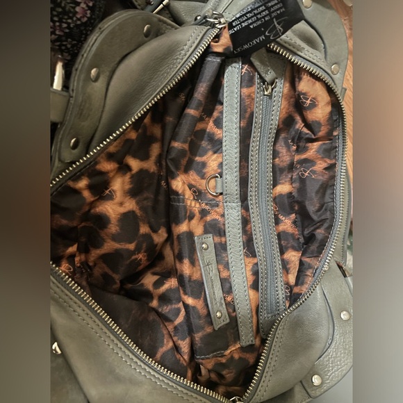 B Makowsky Leather Handbag - Picture 6 of 7